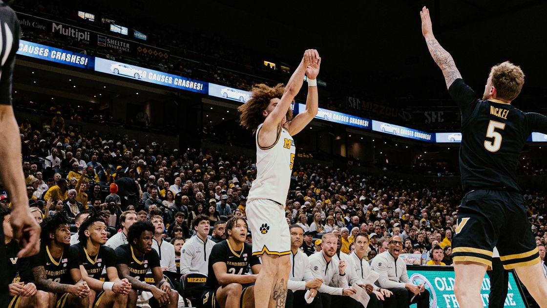 Missouri holds off No. 19 Vandy's incredible comeback attempt ...