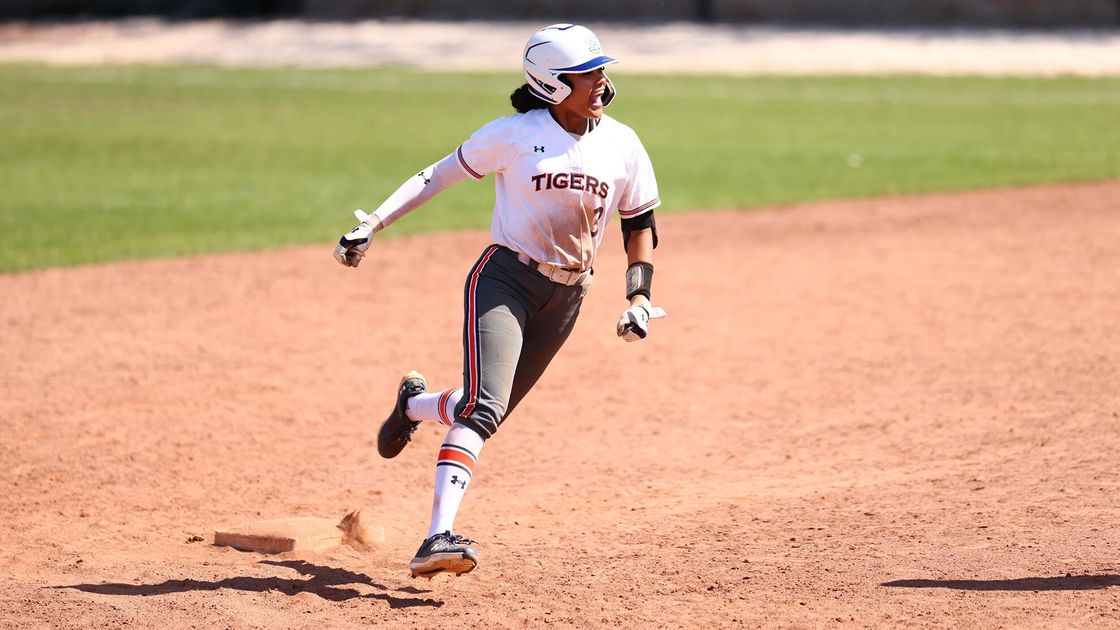 Auburn sweeps doubleheader over Virginia, UCF - Southeastern Conference