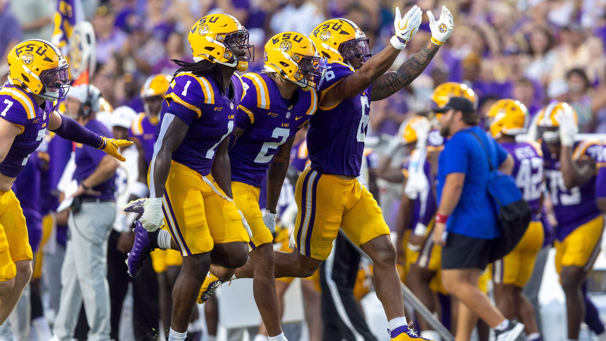 No. 8 LSU shakes off turnovers, surges past Louisiana Tech - Southeastern Conference